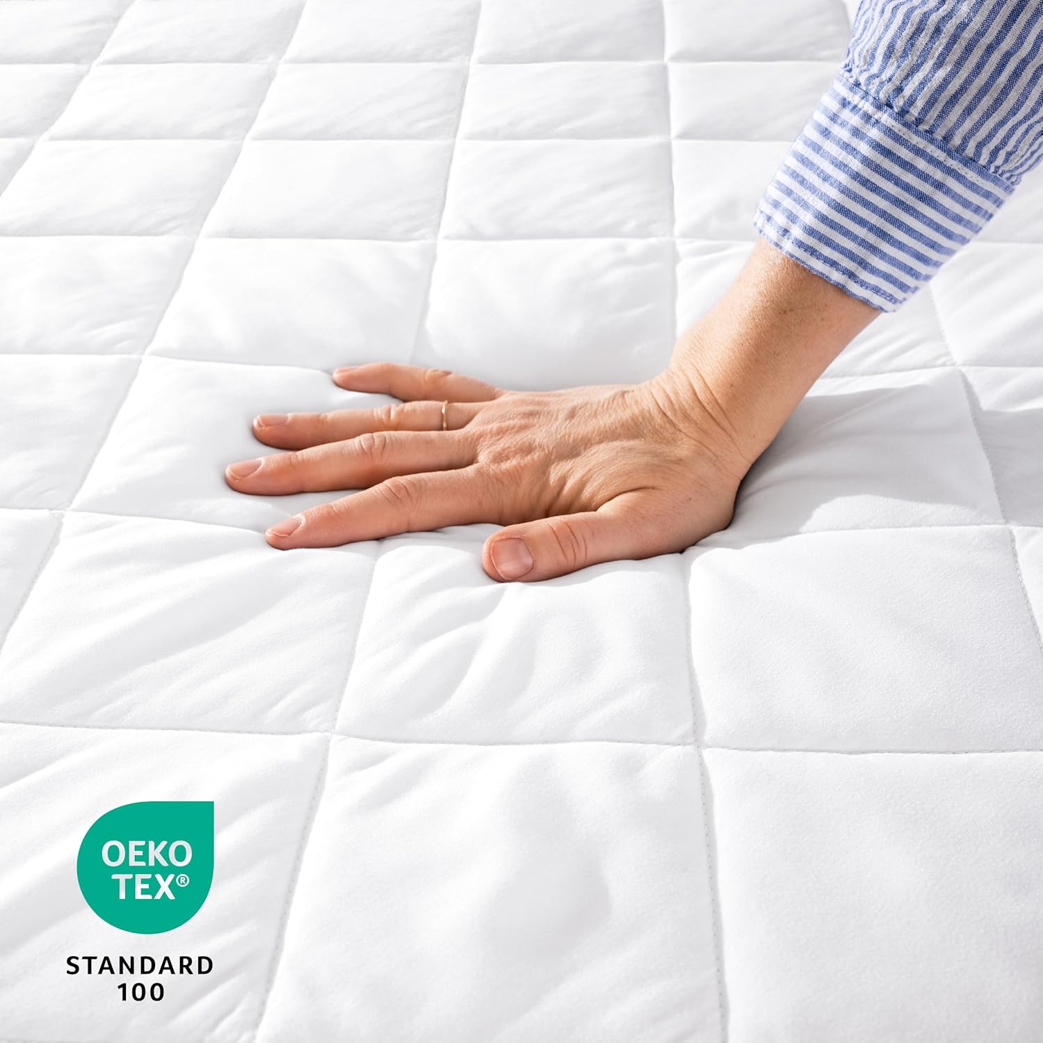 Waterproof Quilted Mattress Protector | Washable, Dust Proof & Hypoallergenic Bedding Cover Fitted Sheet King Size & Single Size